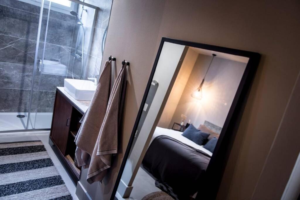 Ferienwohnung L'Etage Et Son Patio Ruelle-sur-Touvre Exterior foto